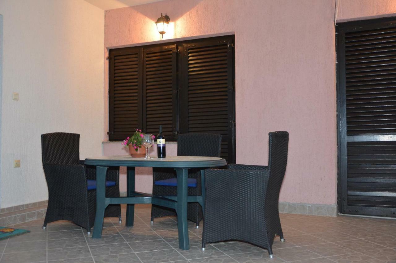 Apartment Vrban เซนญ์ ภายนอก รูปภาพ